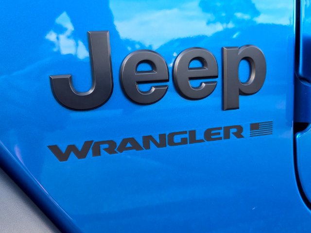 Certified 2025 Jeep Wrangler Sport AWD/4WD image 11