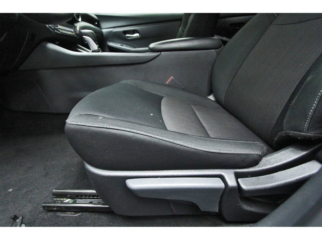 Certified 2025 Nissan Sentra SV w/ All-Weather Package image 23