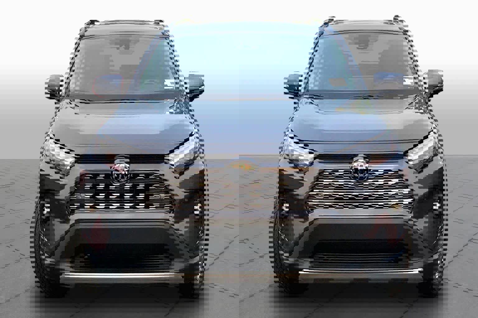 Used 2023 Toyota RAV4 Limited image 4