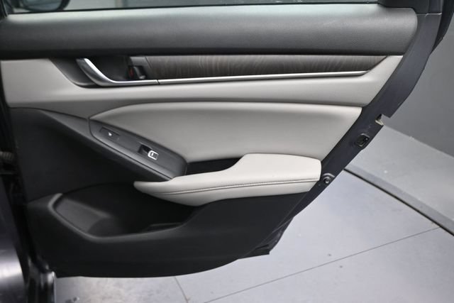 Used 2019 Honda Accord Touring image 23