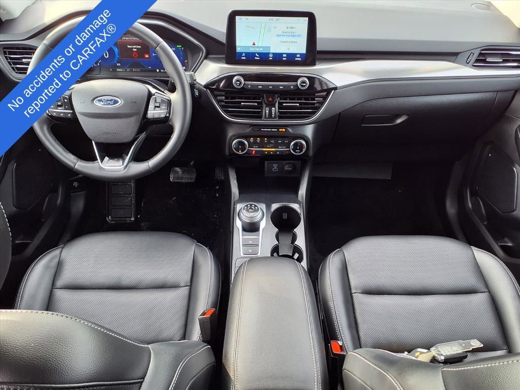 Used 2022 Ford Escape Titanium image 12