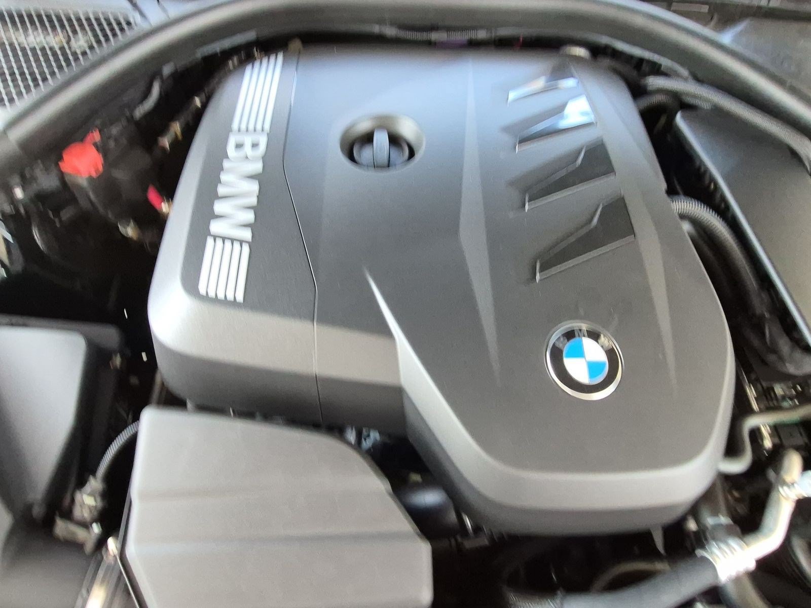 New 2026 BMW 330i Sedan w/ M Sport Package RWD image 34