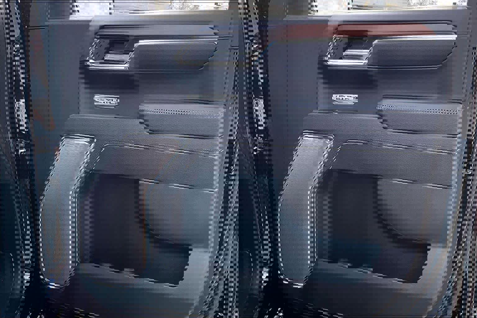 Certified 2025 GMC Sierra 1500 Denali w/ Denali Reserve Package image 22