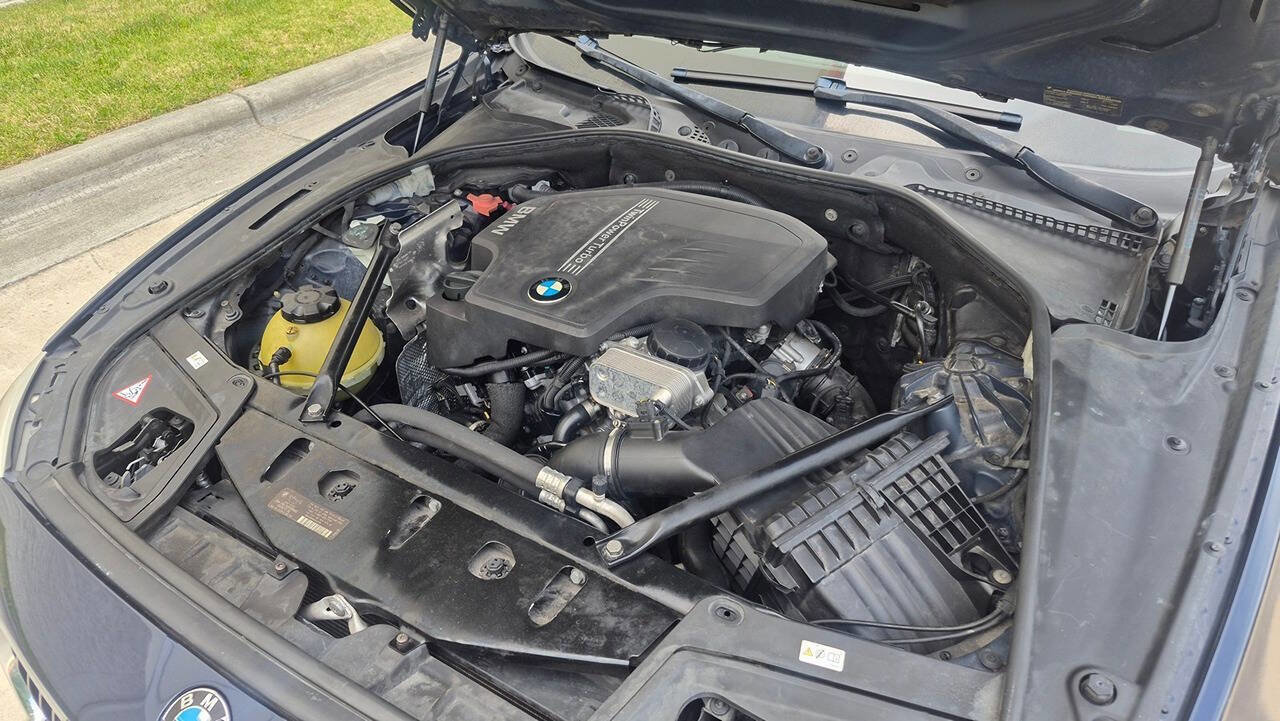 Used 2014 BMW 528i Sedan RWD image 33