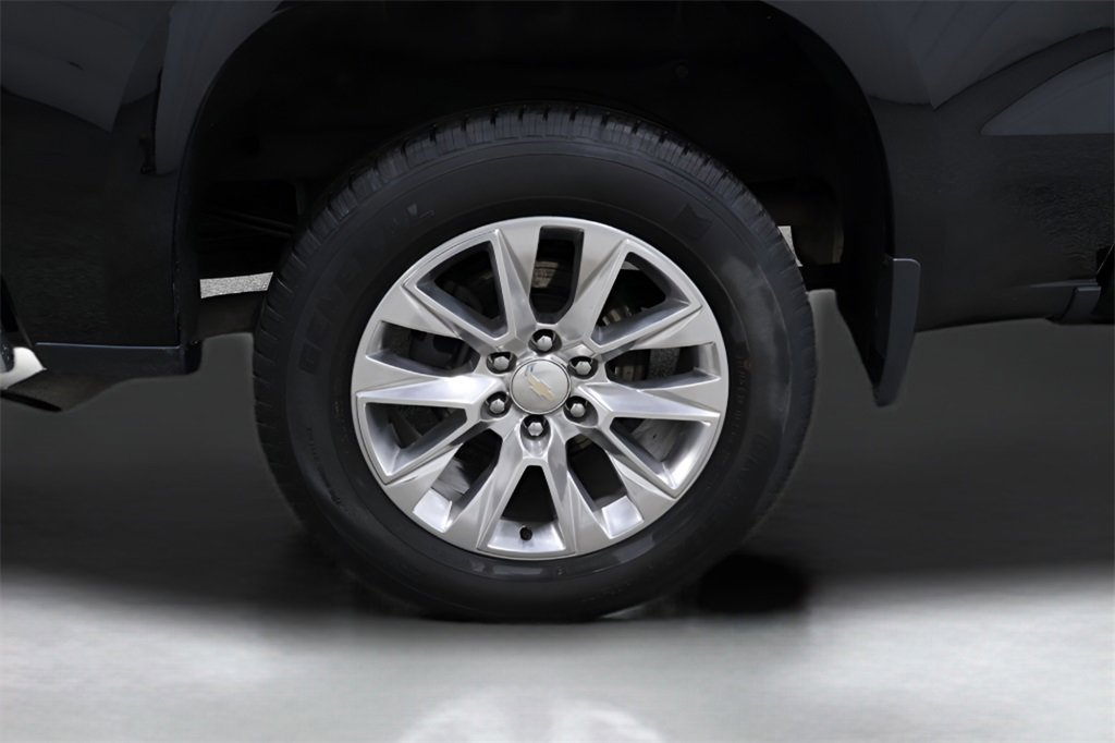 Used 2022 Chevrolet Silverado 1500 LTZ image 9