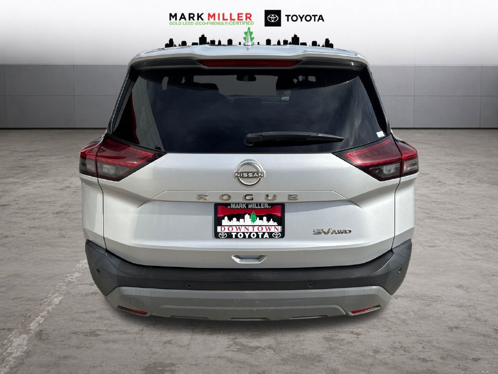Used 2022 Nissan Rogue SV AWD/4WD image 4