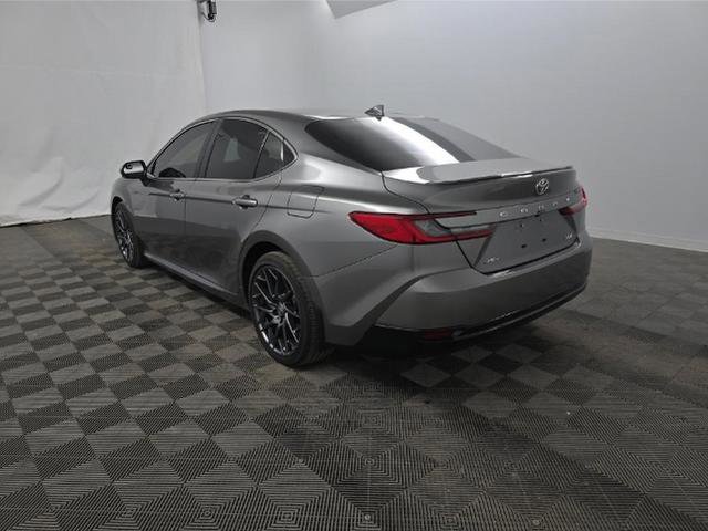 Used 2026 Toyota Camry XLE image 4