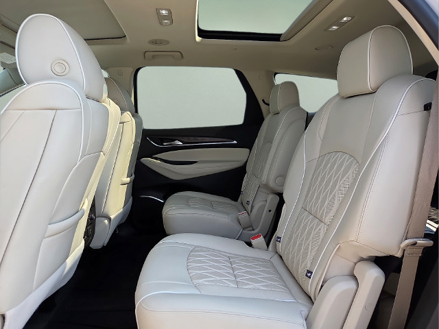 Used 2024 Buick Enclave Avenir w/ Avenir Technology Package AWD/4WD image 12