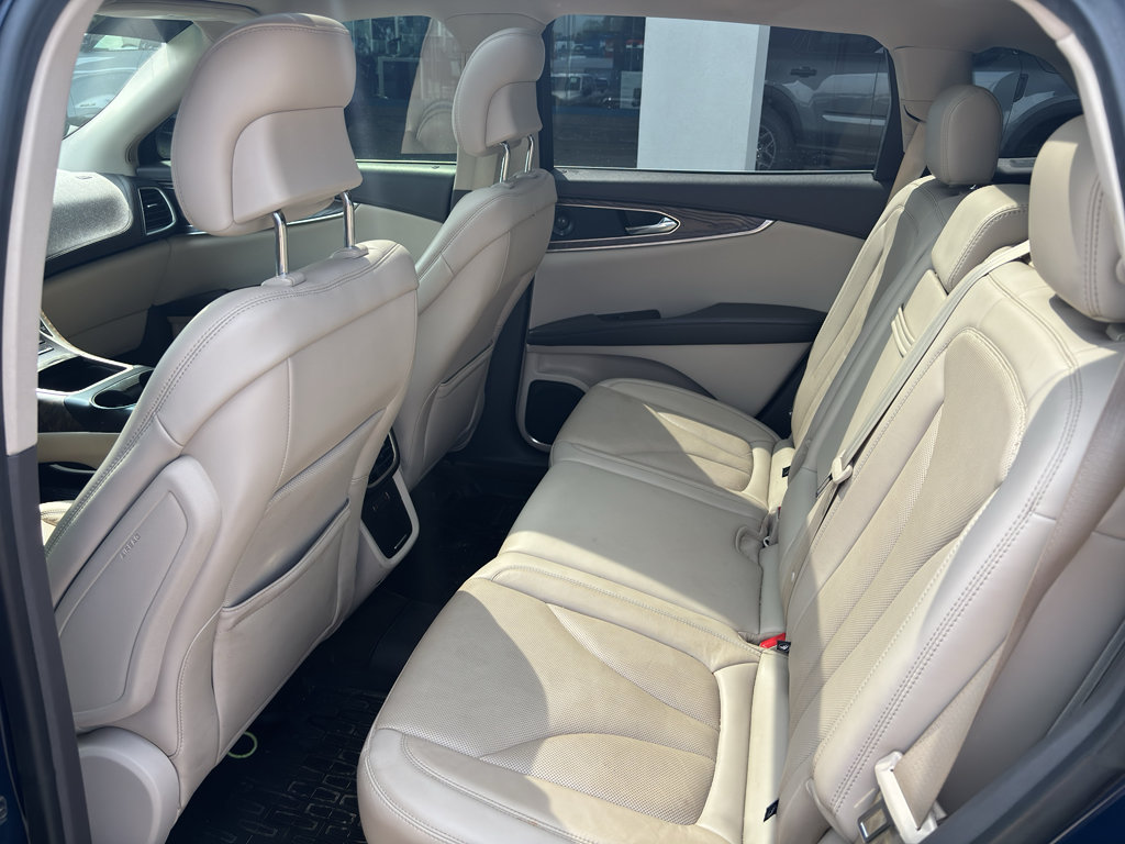 Used 2019 Lincoln Nautilus Reserve AWD/4WD image 9