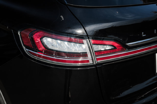 Used 2019 Lincoln Nautilus Premier AWD/4WD image 22