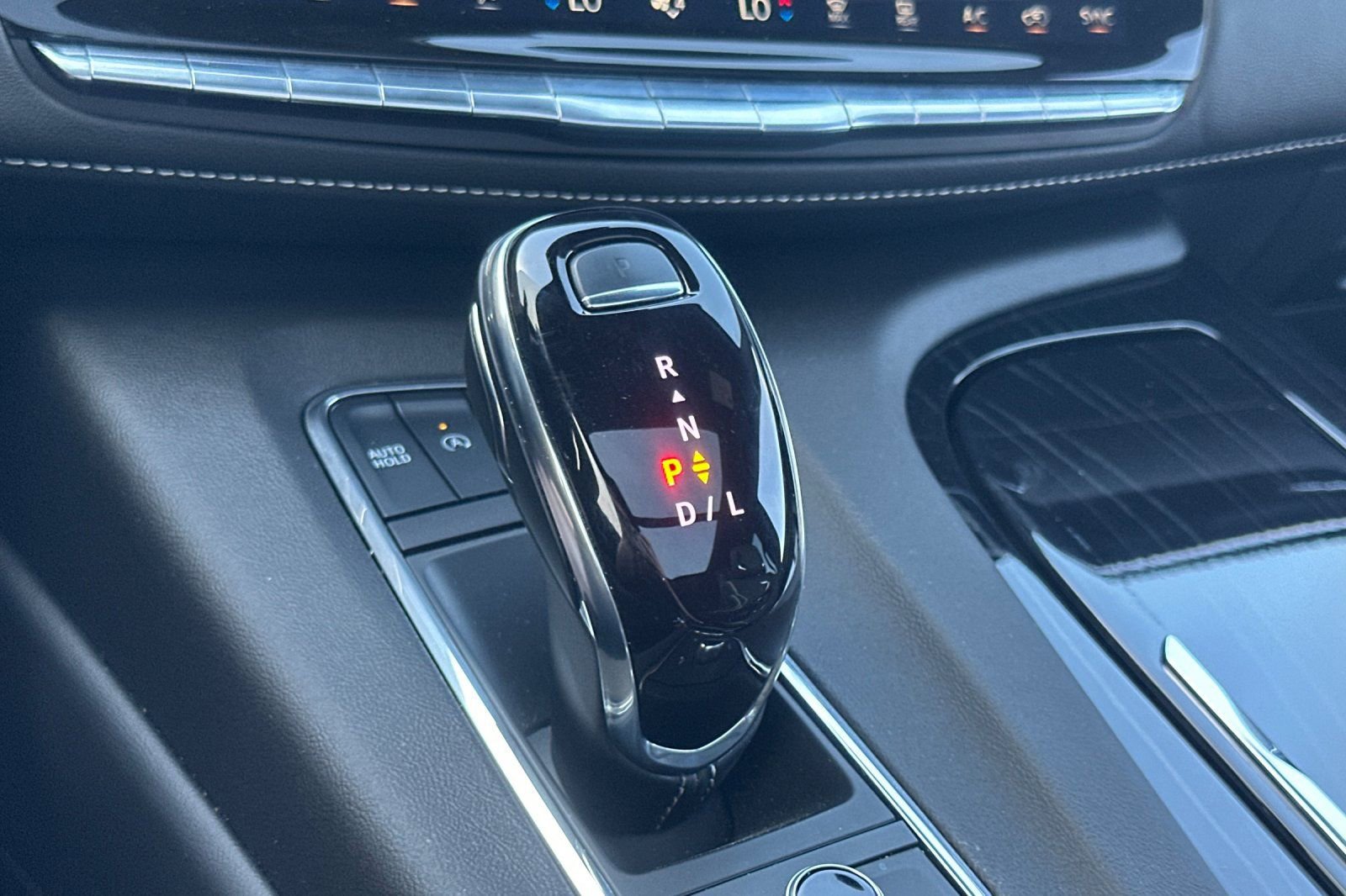 Certified 2023 Cadillac Escalade ESV Sport w/ LPO, ONYX Package image 32