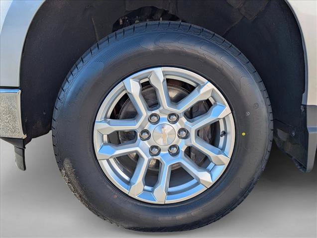 Used 2022 Chevrolet Silverado 1500 LT AWD/4WD image 9