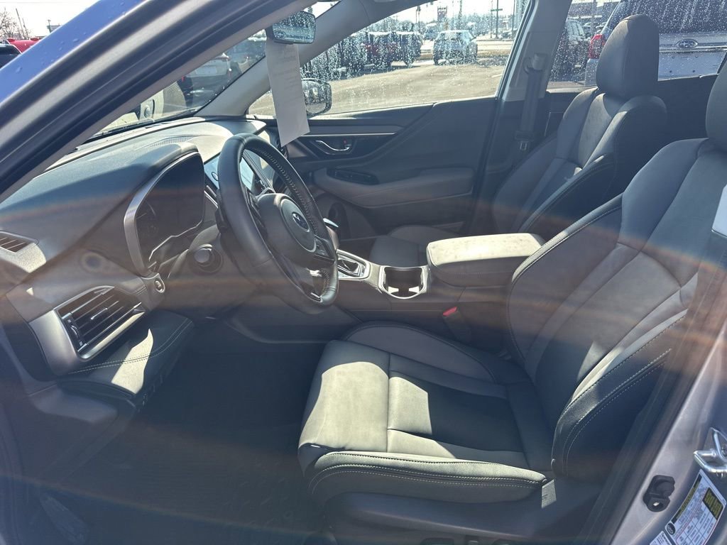Certified 2025 Subaru Outback Onyx Edition image 9