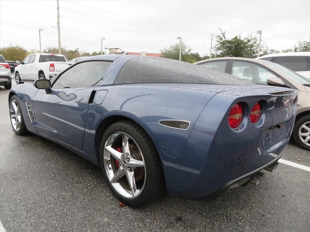 Used 2011 Chevrolet Corvette Coupe w/ 1LT image 3