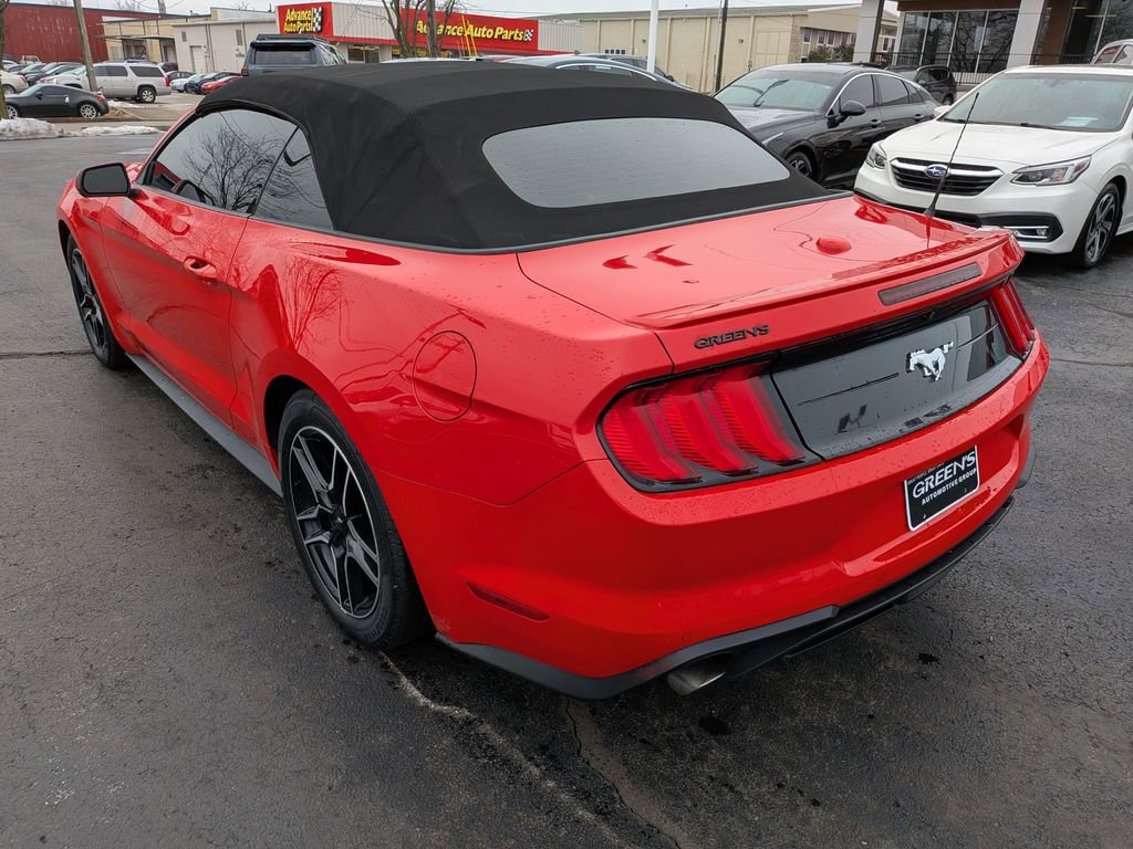 Used 2022 Ford Mustang Premium image 5