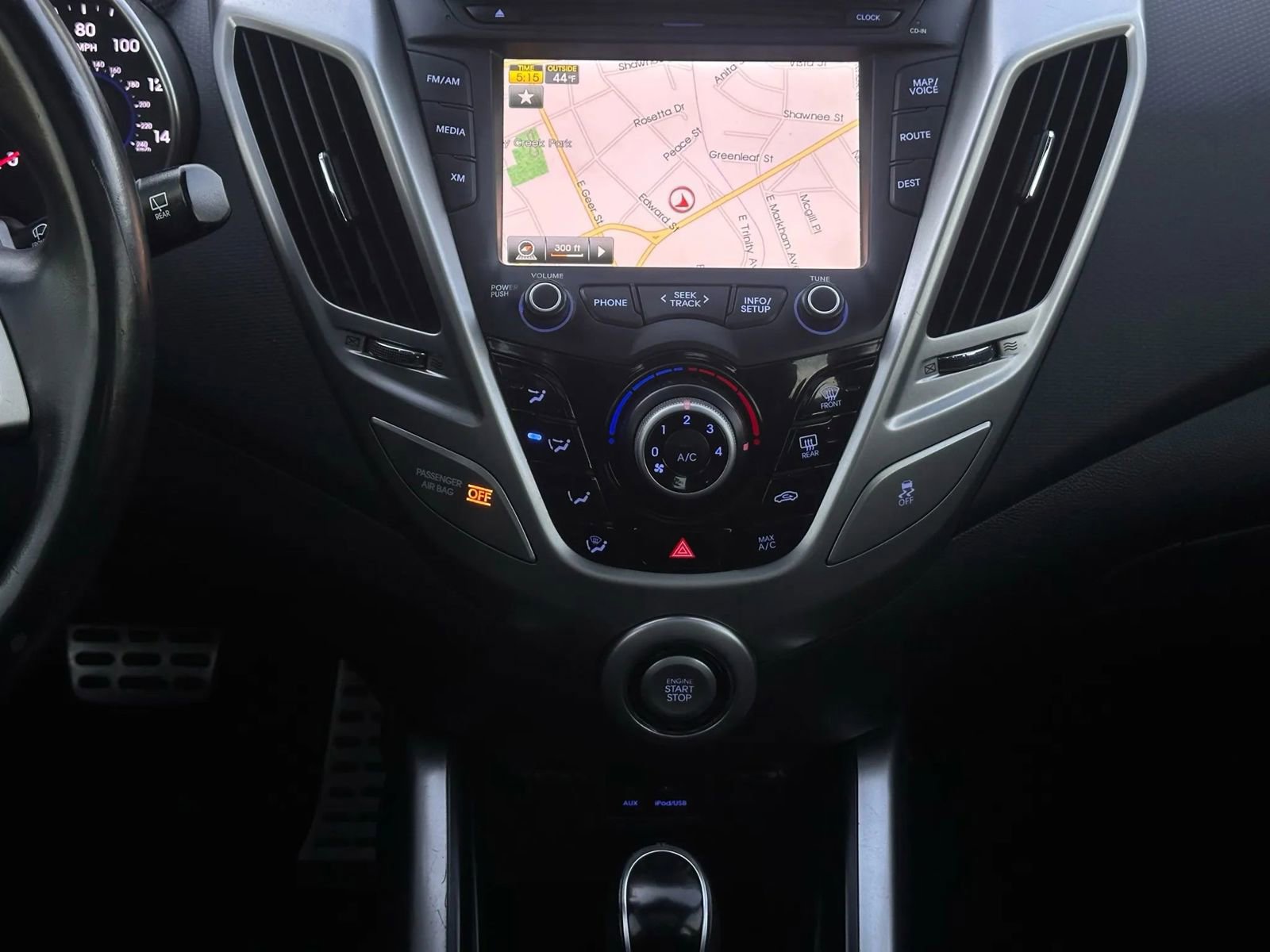 Used 2014 Hyundai Veloster w/ Technology Package 03 image 11