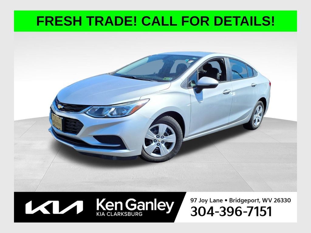 Used 2018 Chevrolet Cruze LS FWD image 1