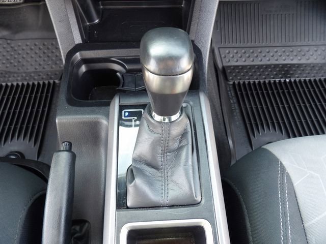 Used 2023 Toyota Tacoma TRD Off-Road w/ Technology Package image 28