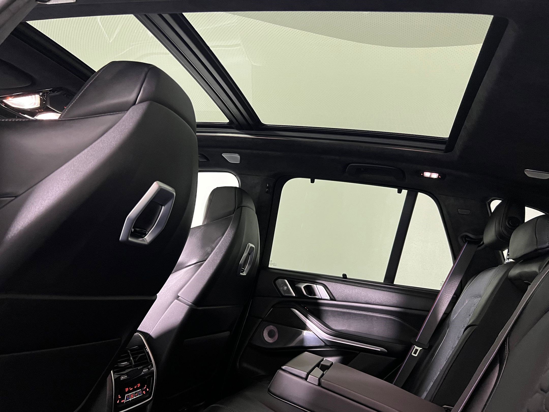 New 2026 BMW X5 M Competition w/ Executive Package image 35