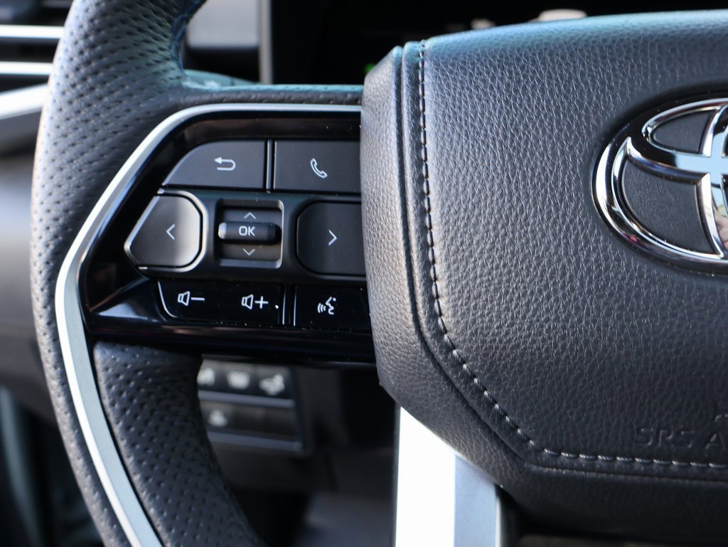 Used 2025 Toyota Tundra Platinum image 28