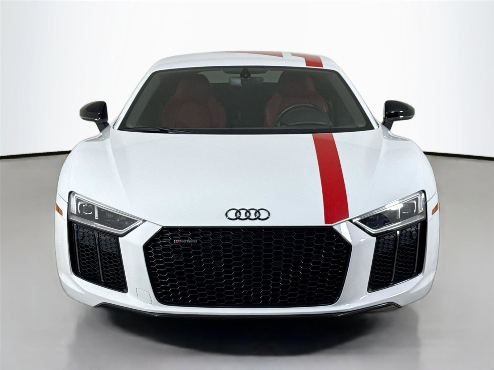 Used 2018 Audi R8 V10 w/ Premium Package image 11