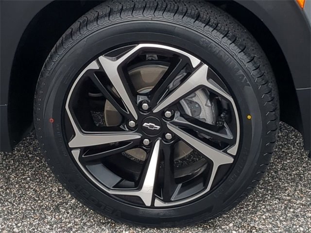 Used 2021 Chevrolet TrailBlazer RS w/ Technology Package image 11