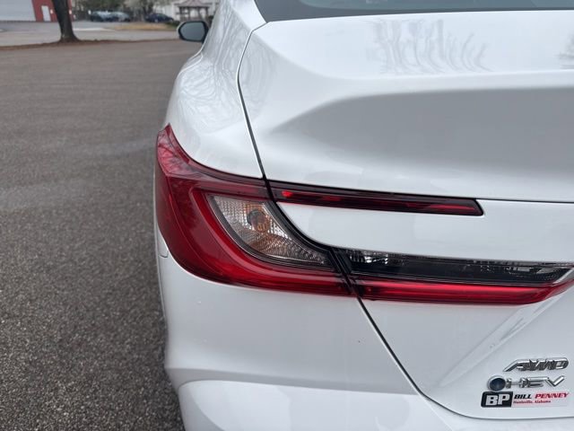 Used 2025 Toyota Camry LE AWD/4WD image 10
