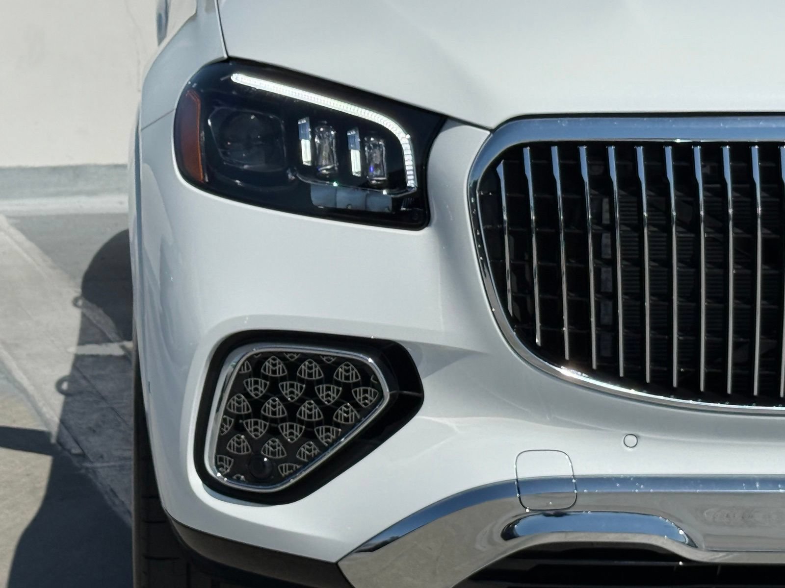 New 2026 Mercedes-Benz Maybach GLS 600 4MATIC image 5