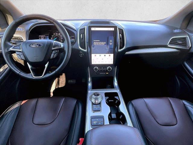 Used 2022 Ford Edge Titanium w/ Equipment Group 301A image 16