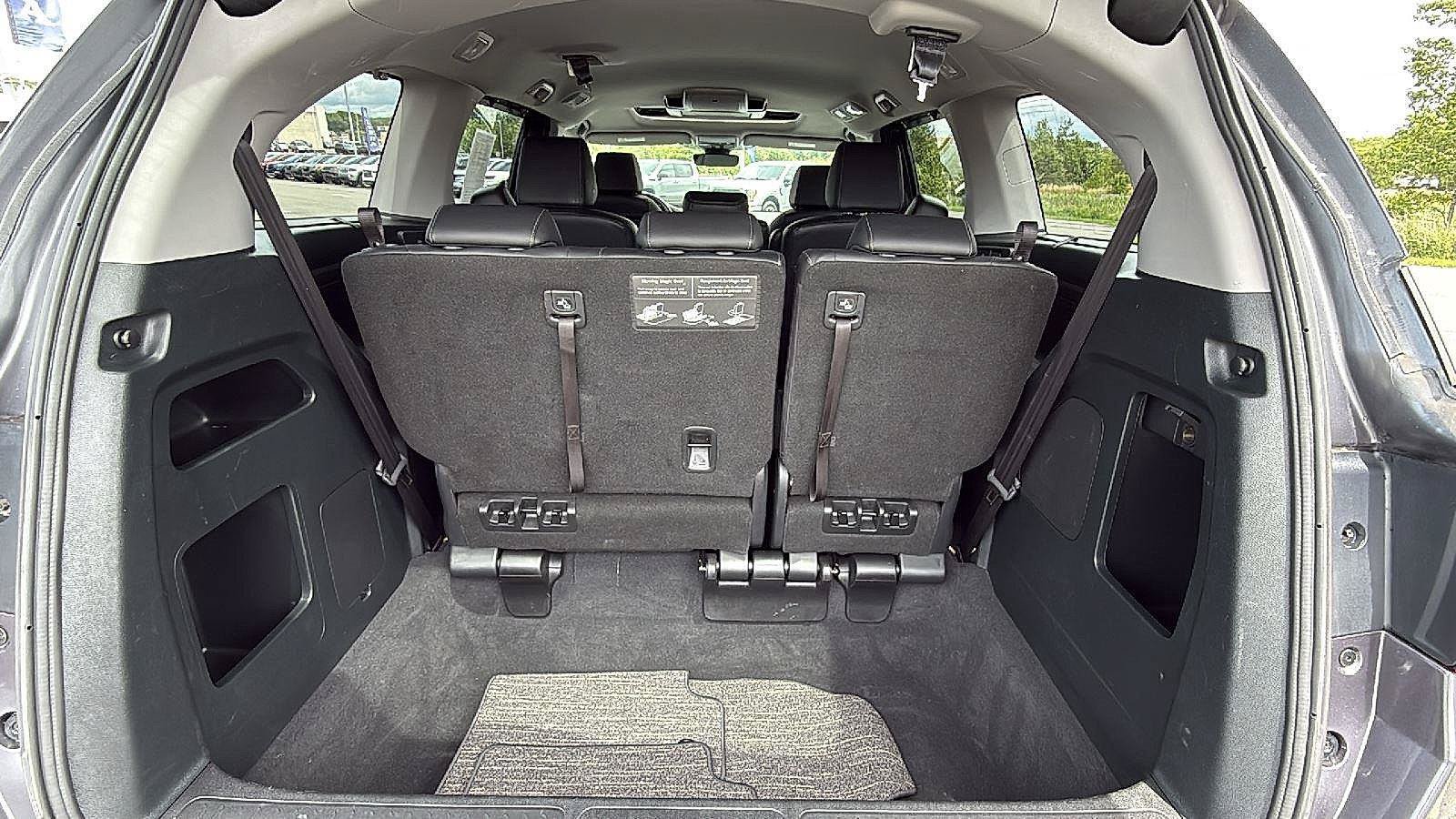 Used 2023 Honda Odyssey Touring image 21