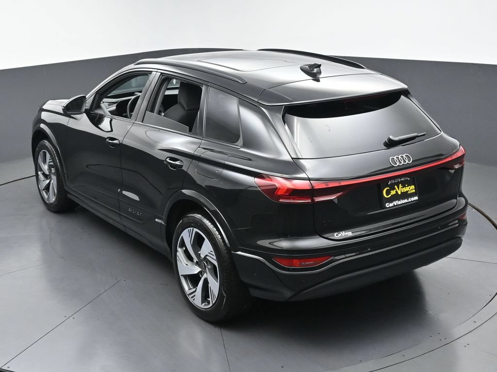 Used 2025 Audi Q6 e-tron Premium Plus w/ Premium Plus AWD/4WD image 37