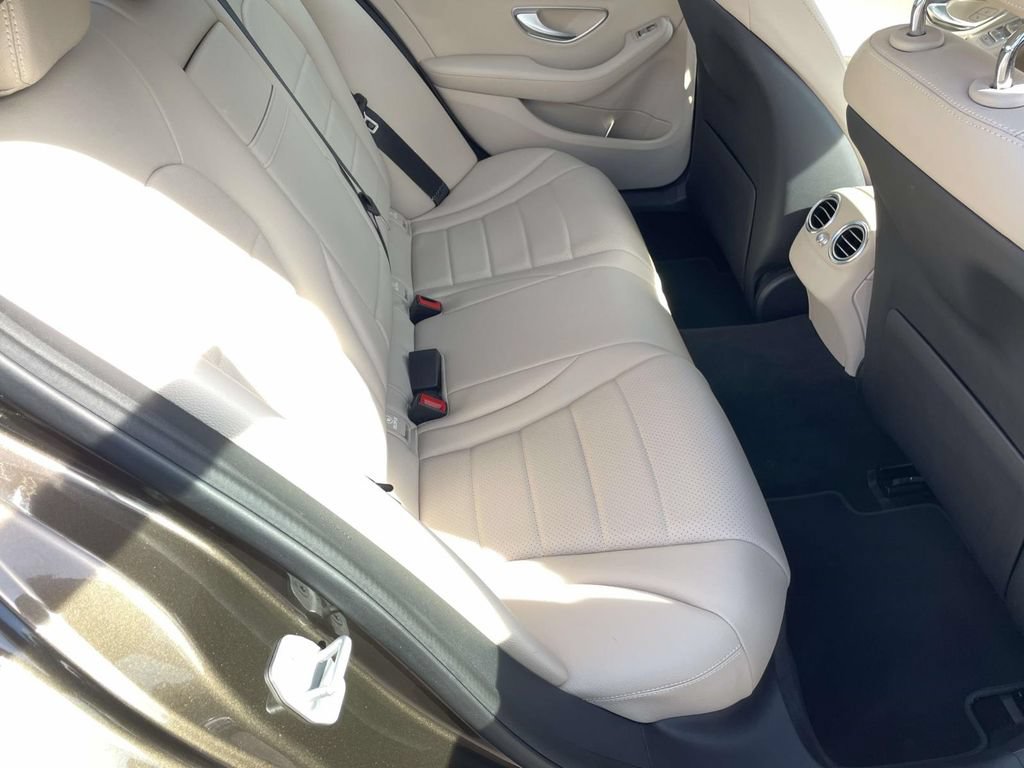 Used 2016 Mercedes-Benz C 300 4MATIC Sedan image 15