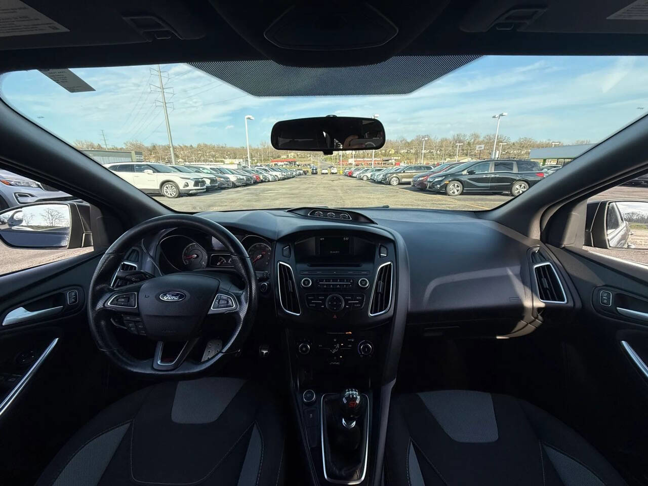 Used 2017 Ford Focus ST image 15