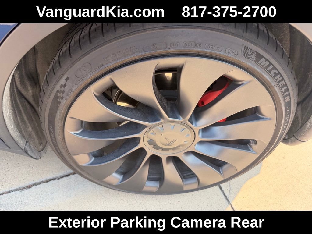Used 2022 Tesla Model Y Performance AWD/4WD image 9