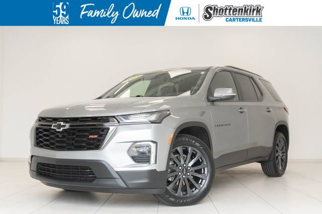 Used 2023 Chevrolet Traverse RS image 1