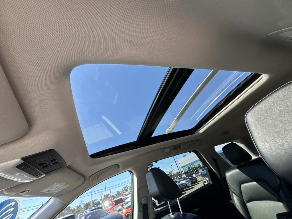 Used 2022 Nissan Pathfinder SL w/ SL Premium Package image 28