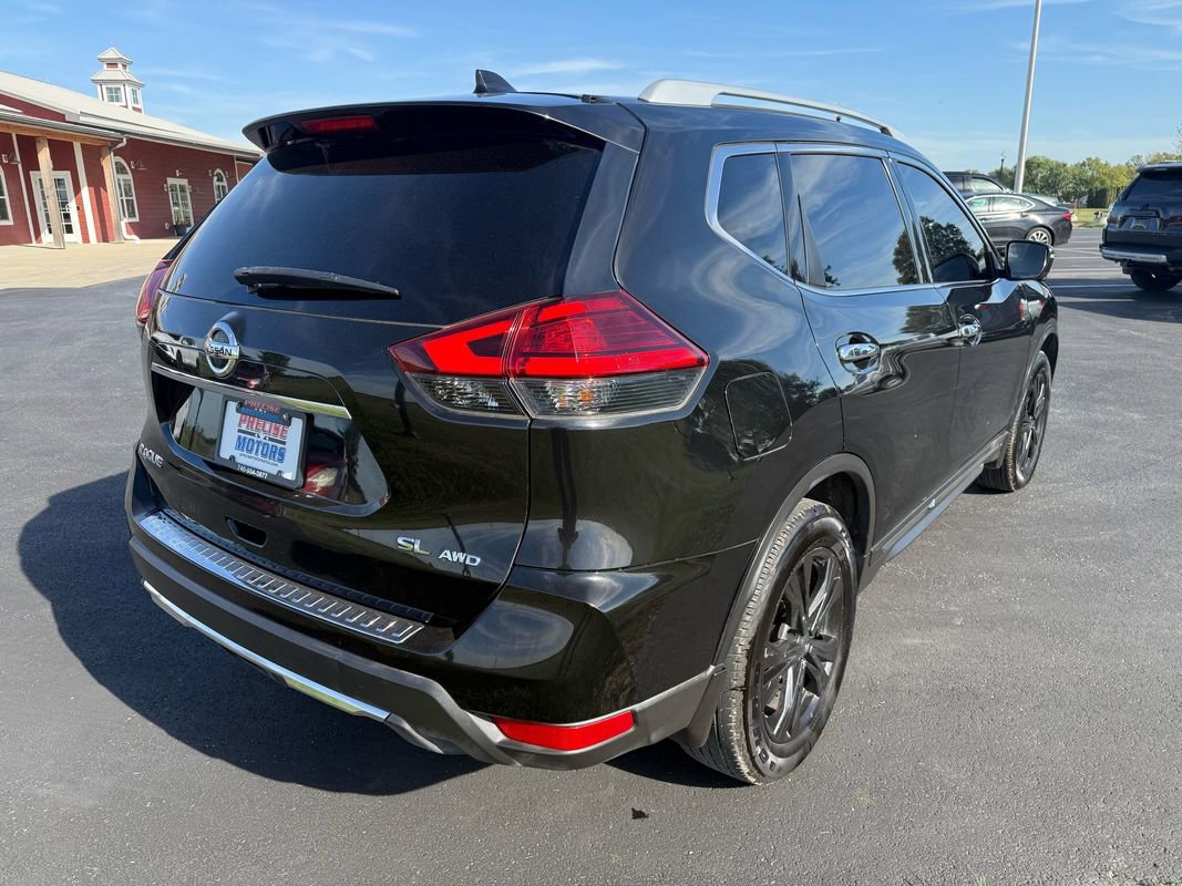Used 2017 Nissan Rogue SL w/ SL Premium Package image 5