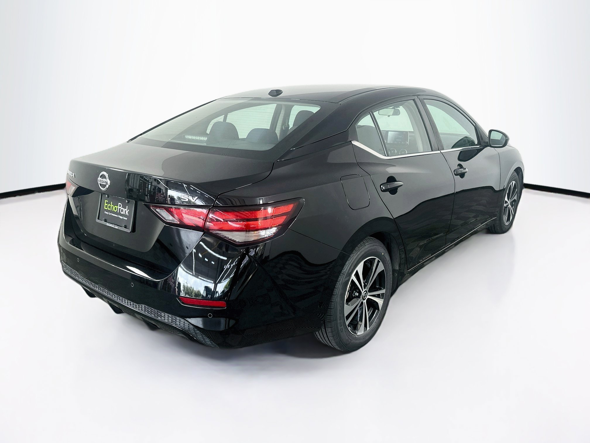 Used 2022 Nissan Sentra SV FWD image 9