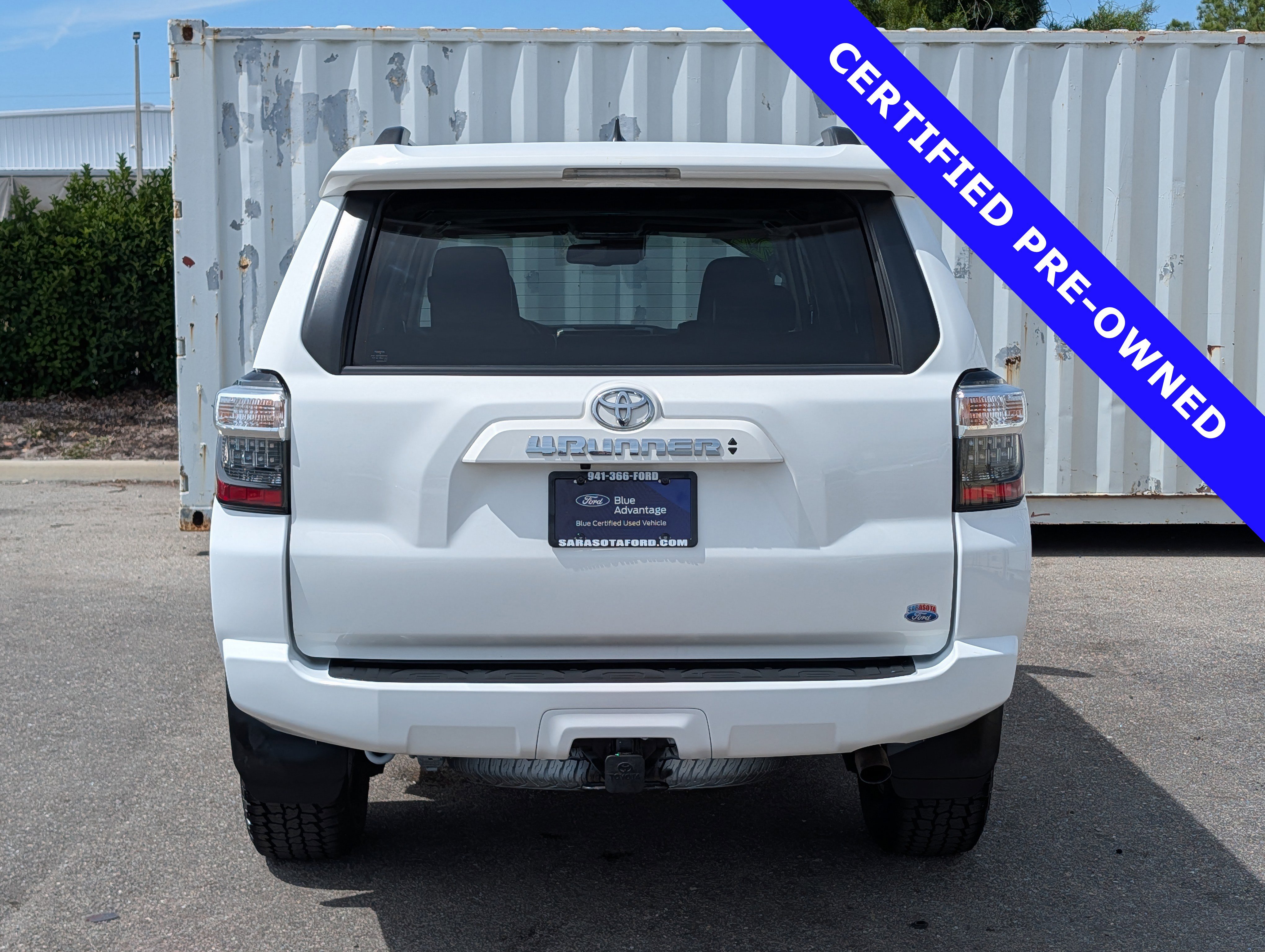 Used 2022 Toyota 4Runner SR5 Premium w/ Moonroof Package AWD/4WD image 5
