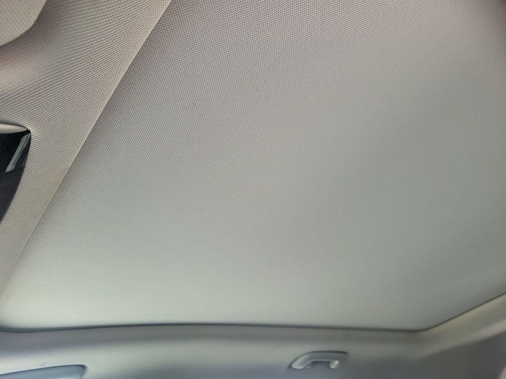 Used 2023 Kia Sorento S w/ Panoramic Sunroof Package FWD image 25