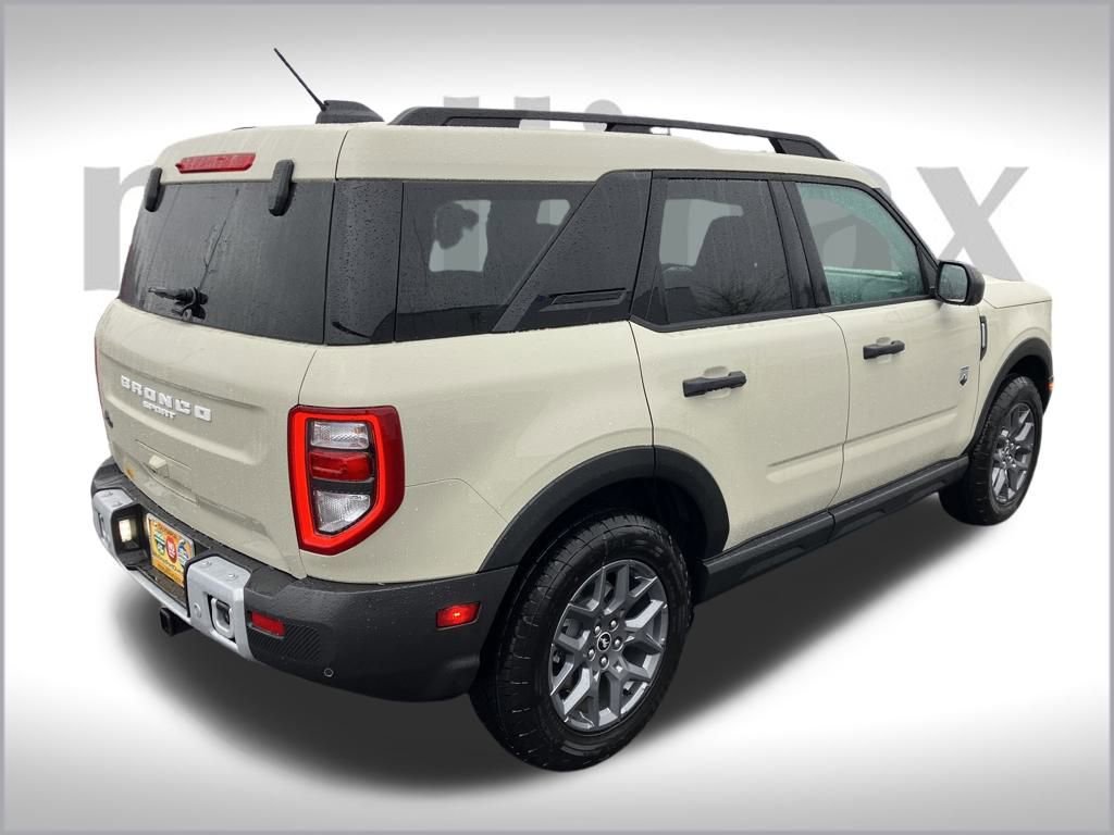 Used 2025 Ford Bronco Sport Big Bend image 3
