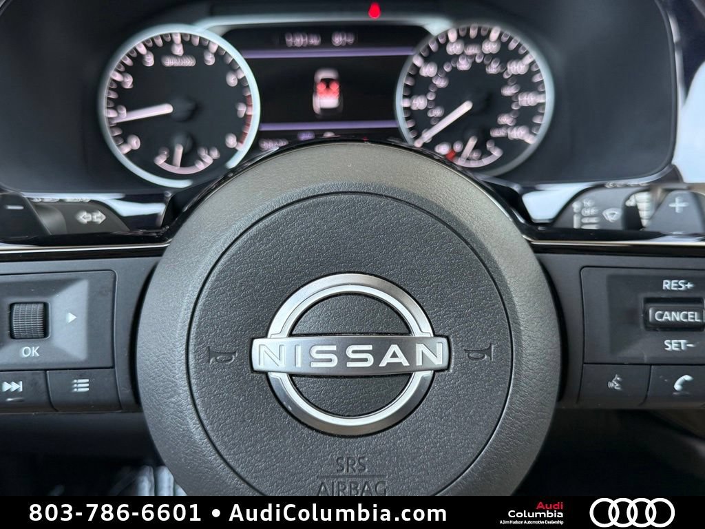 Used 2022 Nissan Pathfinder SV w/ SV Premium Package AWD/4WD image 28