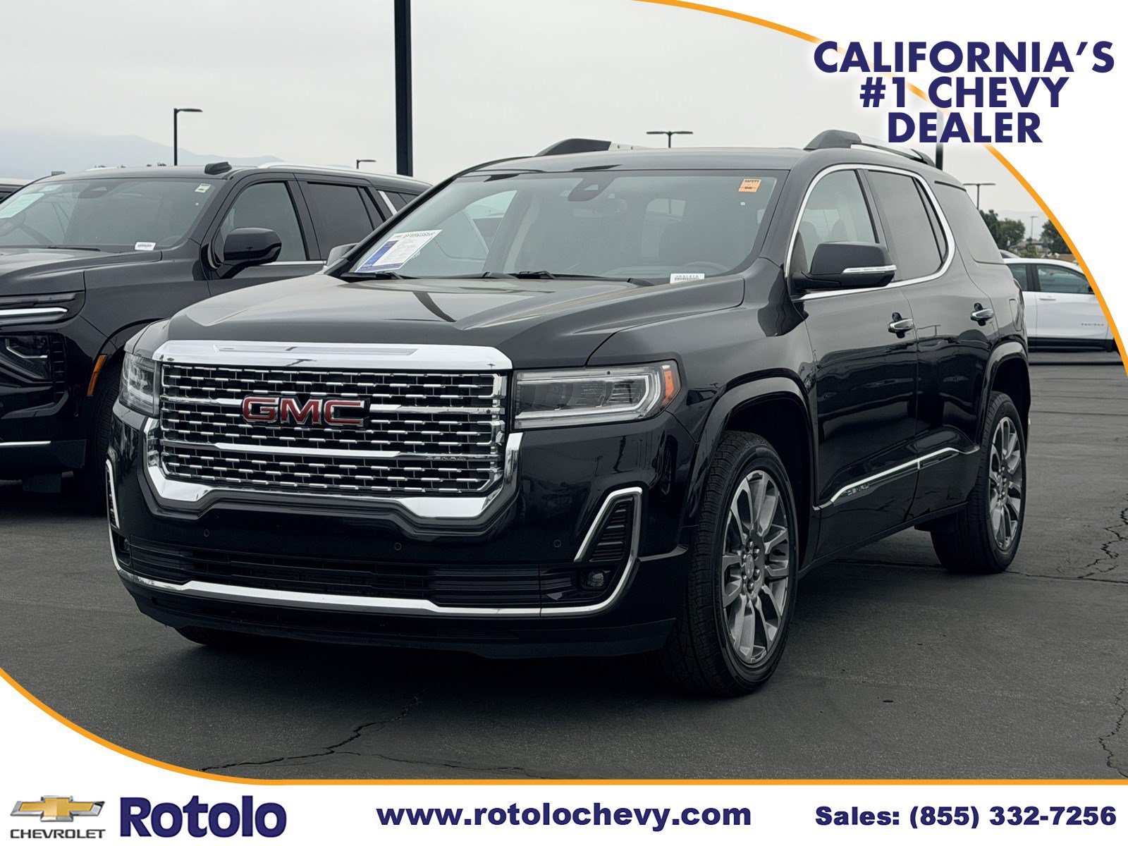 Used 2023 GMC Acadia Denali AWD/4WD image 3