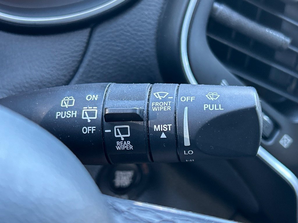 Used 2020 Jeep Cherokee Latitude Lux w/ Quick Order Package 26H Lux FWD image 28