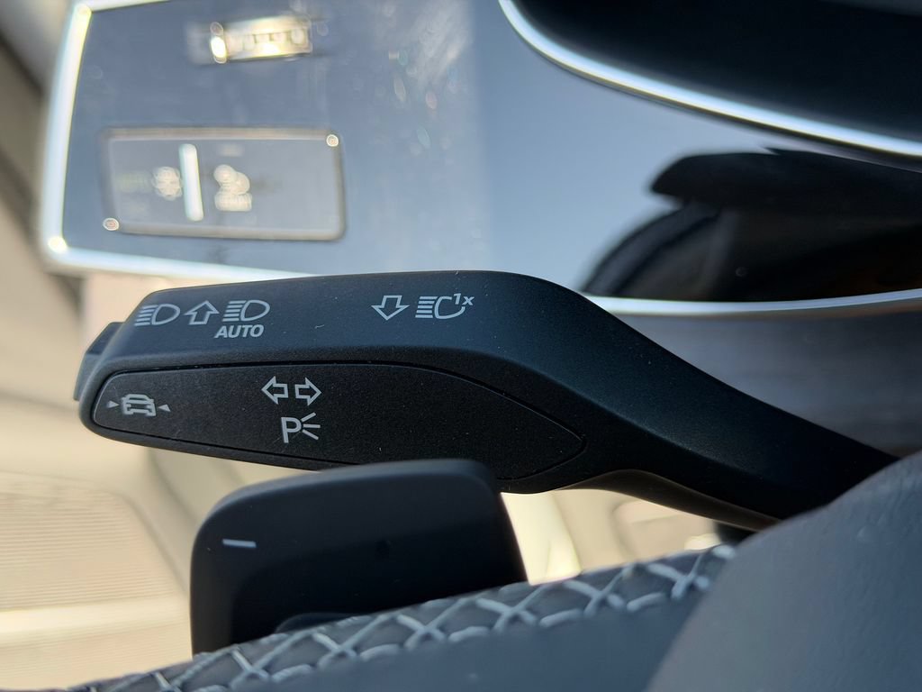 Certified 2025 Audi Q7 3.0T Prestige AWD/4WD image 37