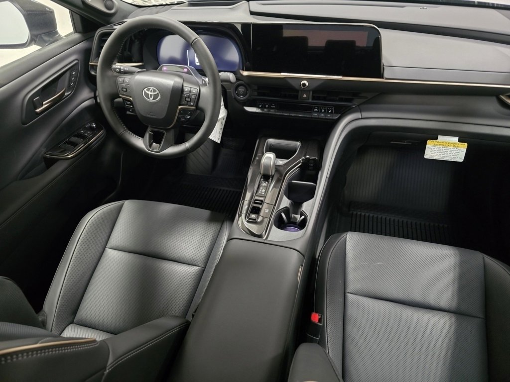 New 2026 Toyota Crown Platinum image 25