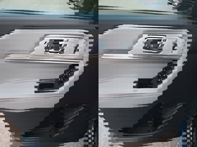 New 2026 Ford Explorer Active w/ Active Comfort Package image 20
