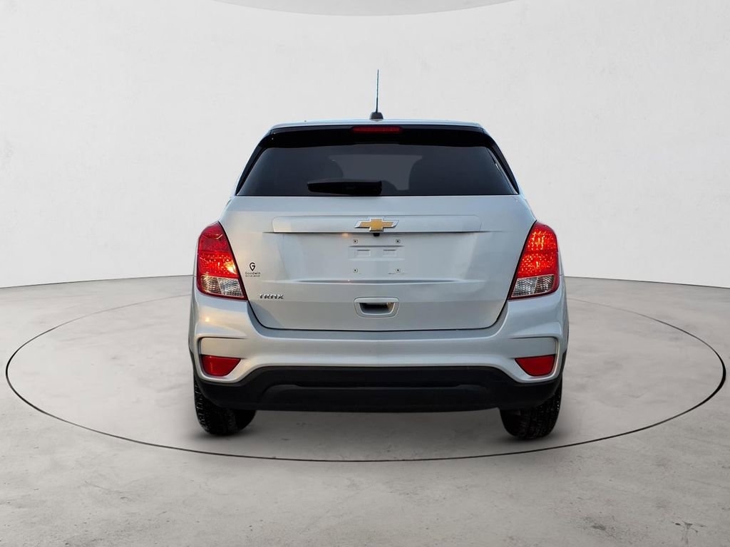 Used 2021 Chevrolet Trax LS w/ Tint and Cruise Package image 7