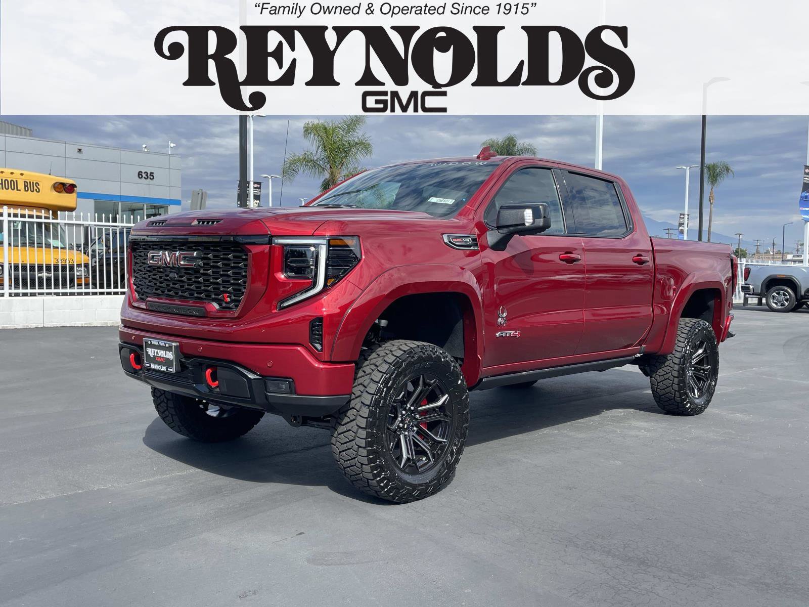 New 2025 GMC Sierra 1500 AT4 w/ AT4 Premium Package