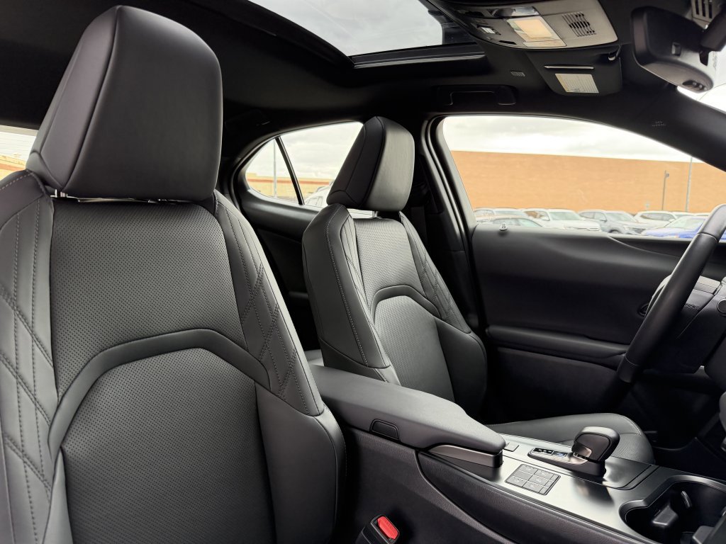 Used 2025 Lexus UX 300h AWD w/ Accessory Package (Z1) image 42